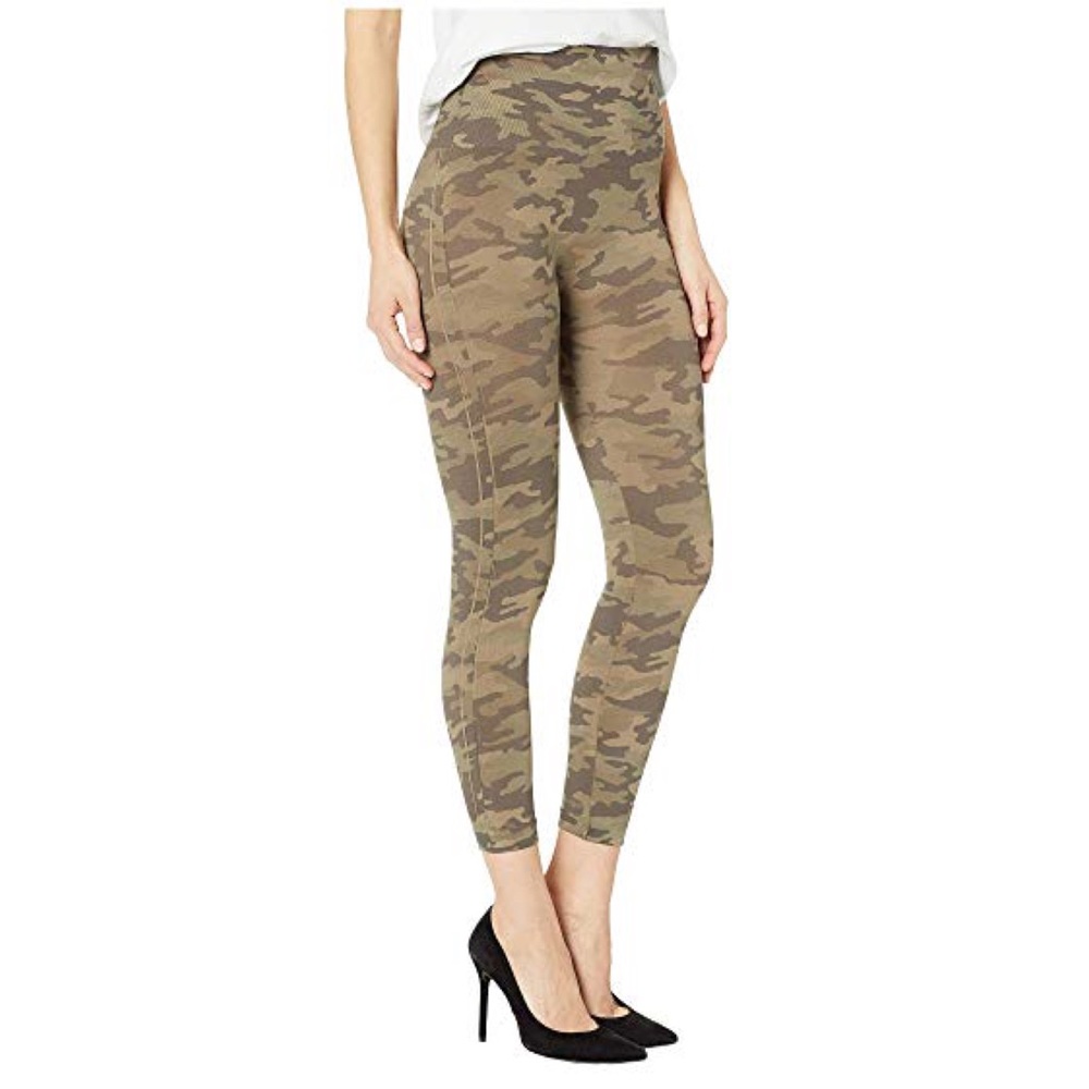 Spanx Seamless Camo Leggings In Desert Sand